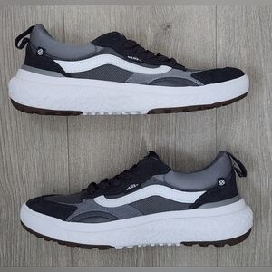 Vans UltraRange Neo VR3 All Terrain Lightweight Shoes Womens Sizes New MSRP $125